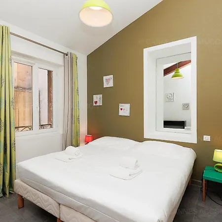 Aout 43 Appartement *